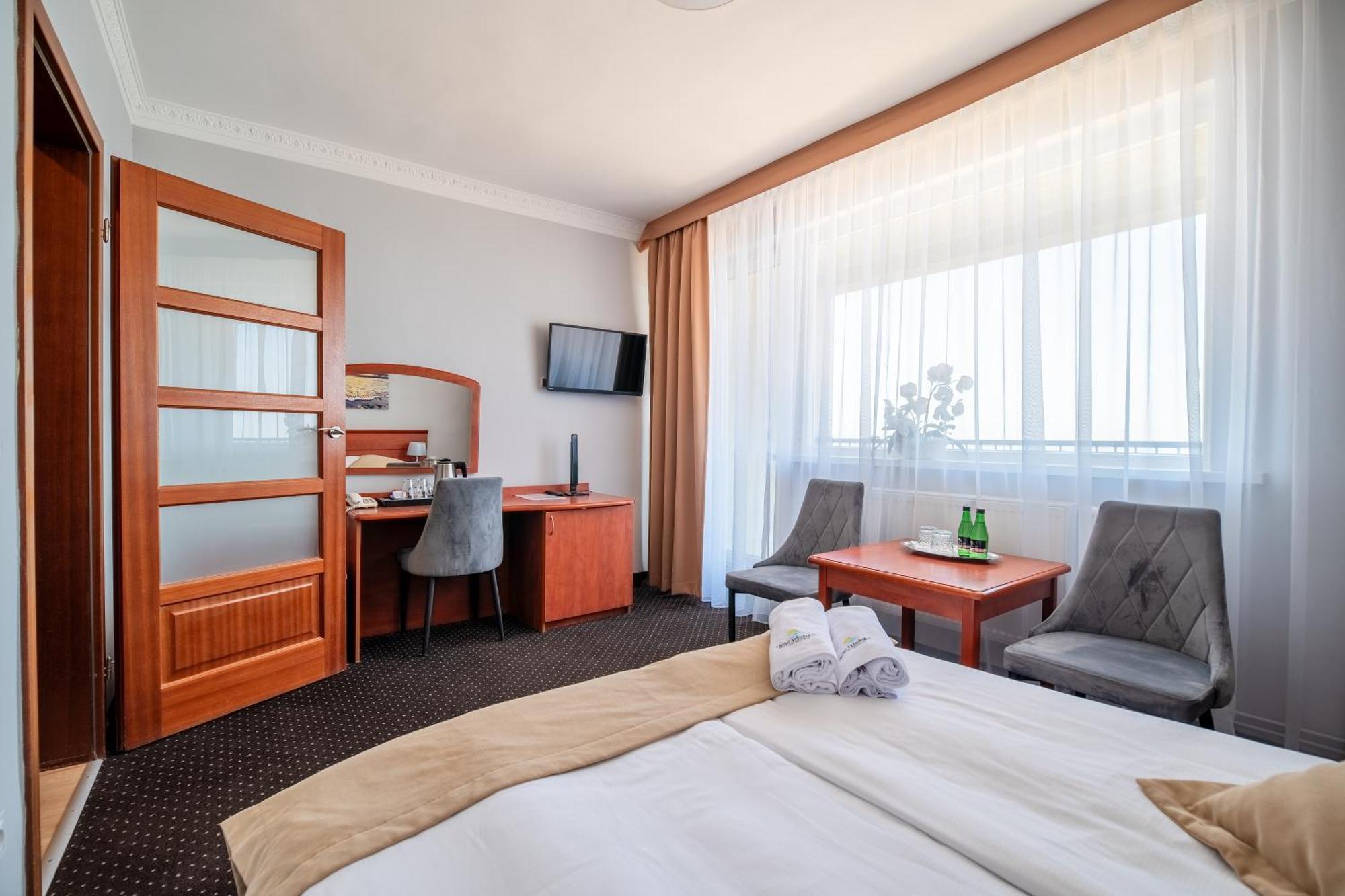 Hotel Wodnik Twoj Hotel Z Widokiem Na Morze อุสตรอเนียมอร์สเกีย ภายนอก รูปภาพ